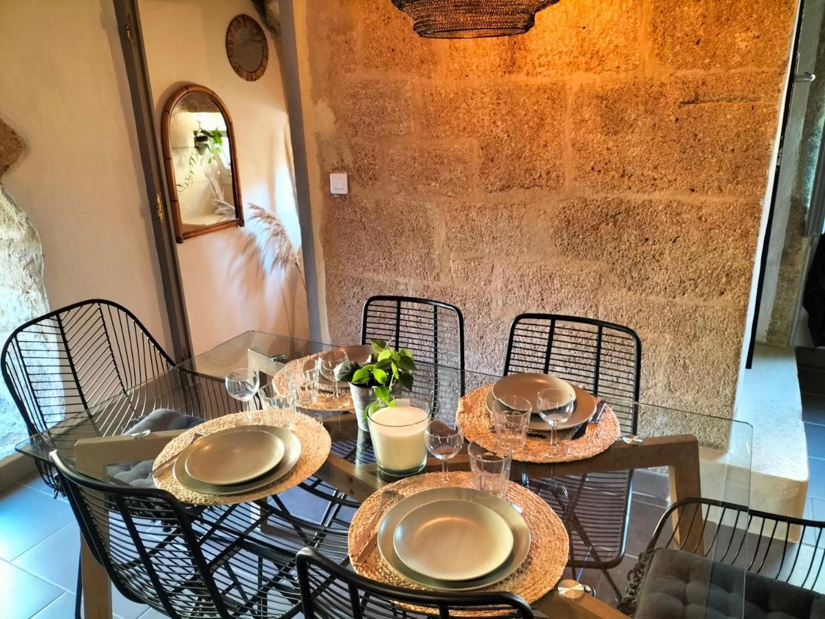 Maison De Village Familiale Pont Du Gard, Toit Terrasse, Barbecue, Fibre Vers Pont du Gard Exterior photo
